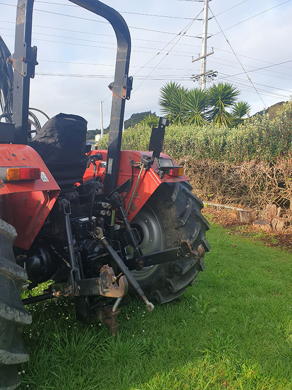 tractor image