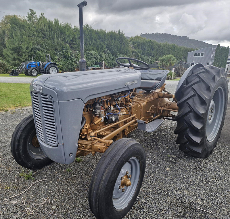 Massey Ferguson 35P tractor
