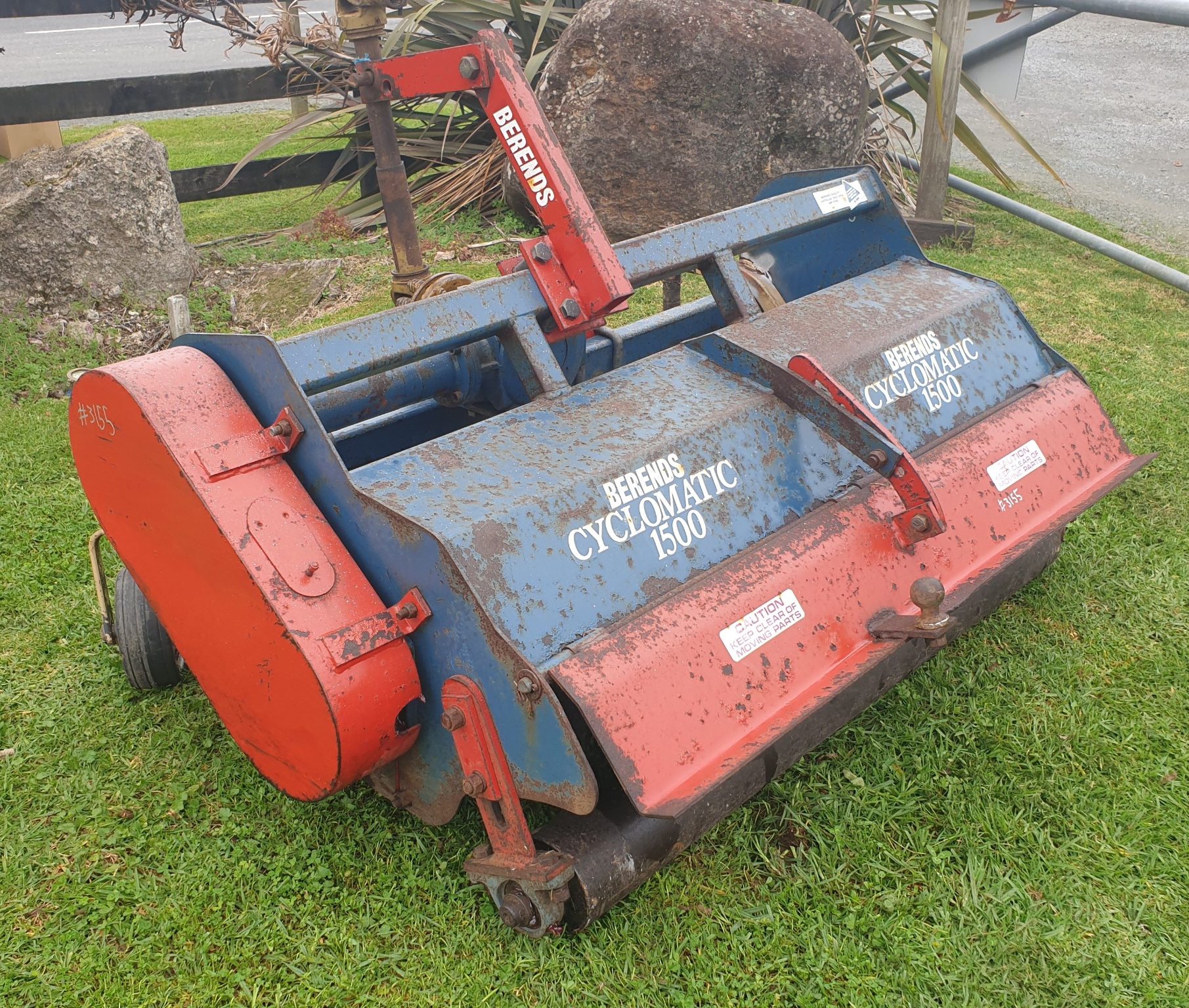 tractor image