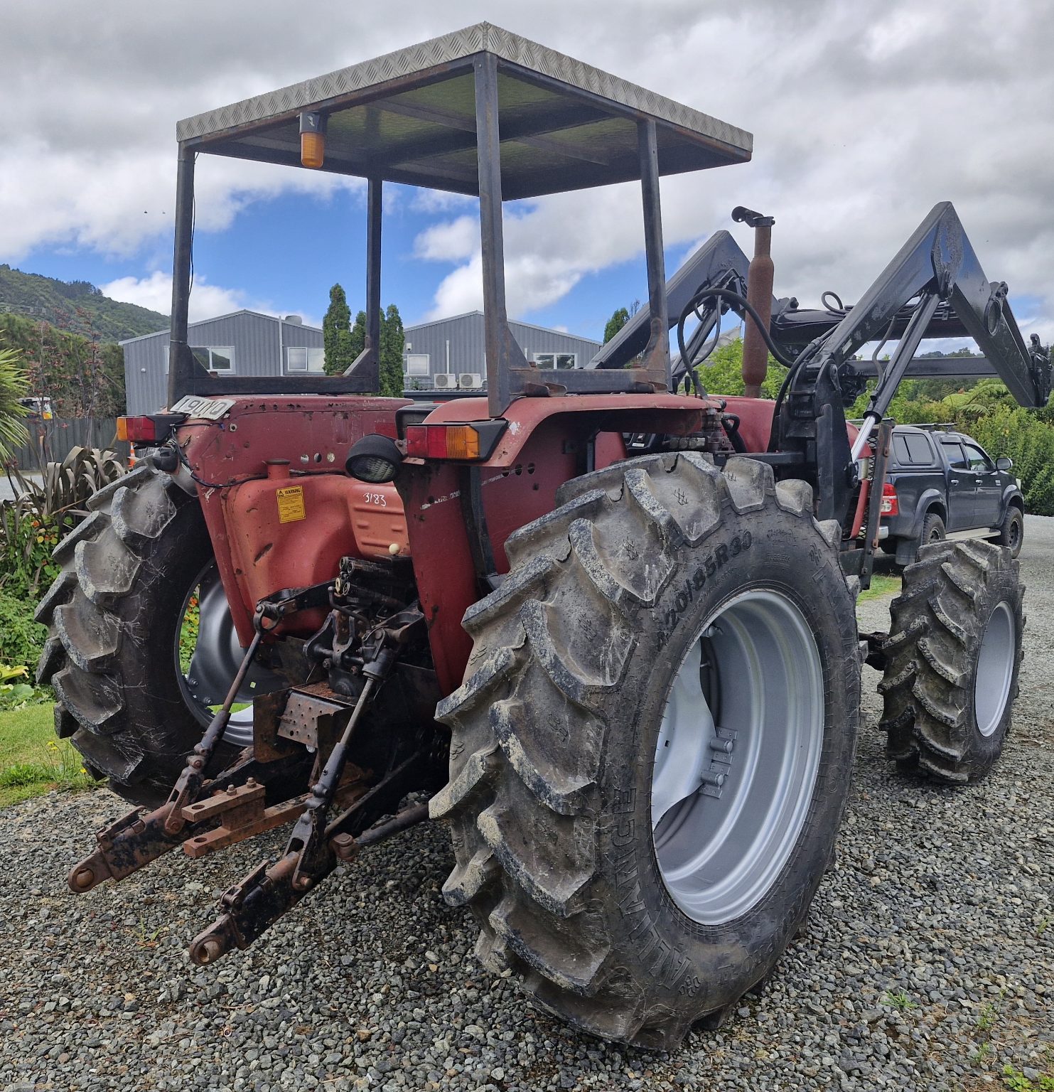 tractor image